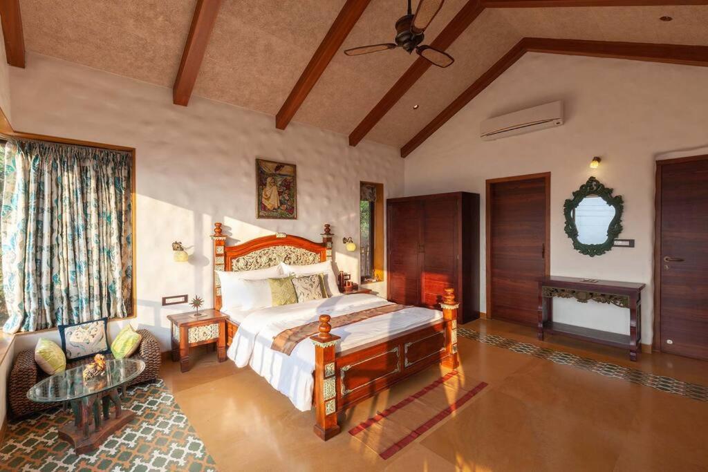 Soul Tree Villa 50 Super Luxury Villa With Heated Plunge Pool And Jacuzzi ลาวาซา ภายนอก รูปภาพ